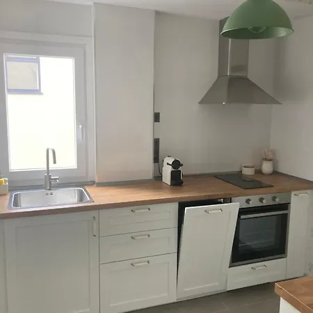 Piso Acogedor Entre Mar Y Montana Апартаменты *